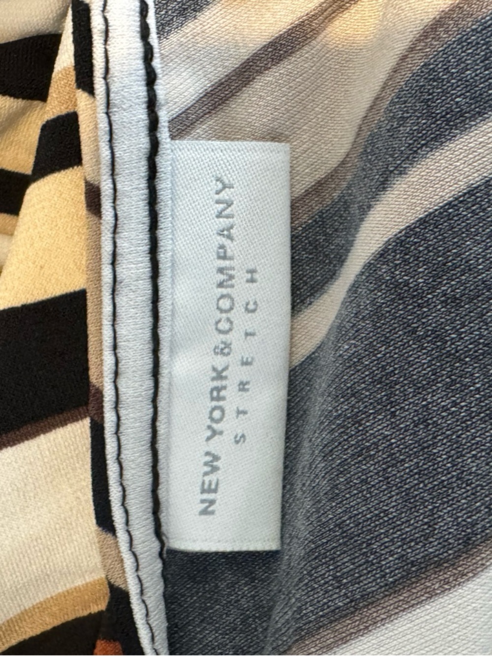 New York and Co. black brown, white tan striped one shoulder jumpsuit pockets XL - Picture 9 of 10